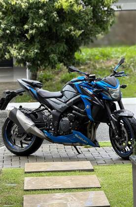 SUZUKI GSX-S750A 